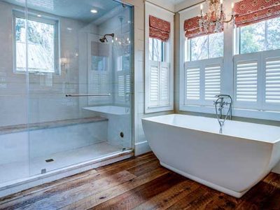 bigstock-Beautiful-luxury-bathroom-with-335718835